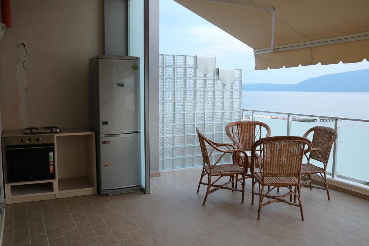 Appartement St Beach House à Vlorë Extérieur photo